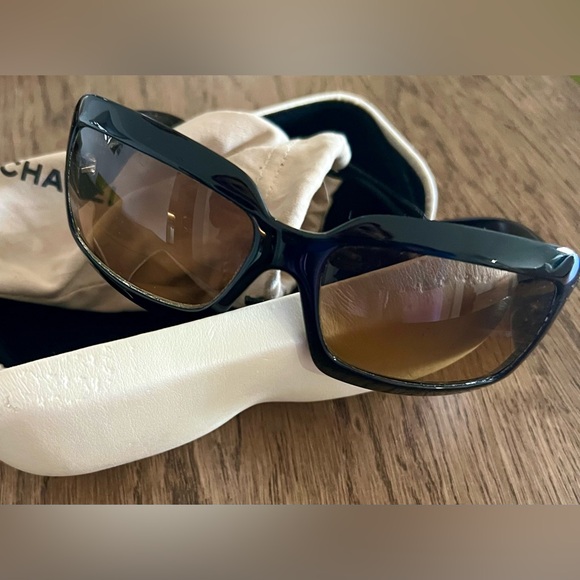 Chanel Sunglasses, Authentic, black frames with logos on and authentic case. - Picture 6 of 16